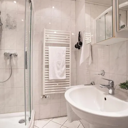 Fischerstrasse 10a Kuestenvogel アパート *